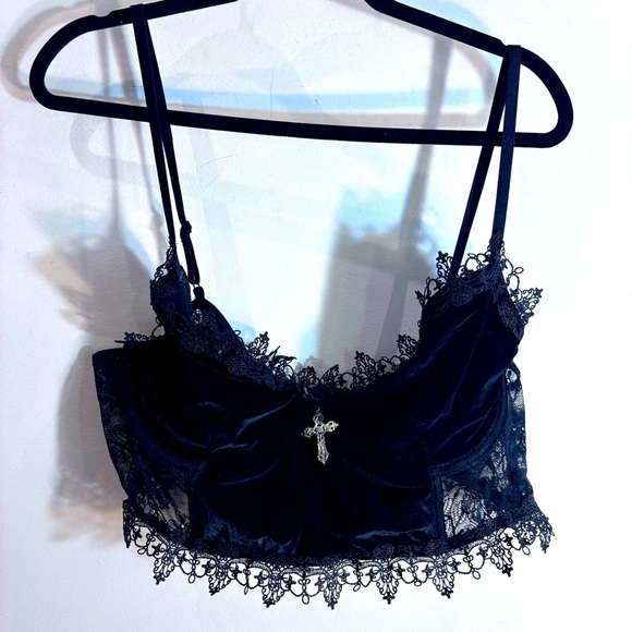 DOLLS KILL Sz 3X Widow Black Lace Velvet Bralette Goth Punk Adjustable Straps - Picture 2 of 11